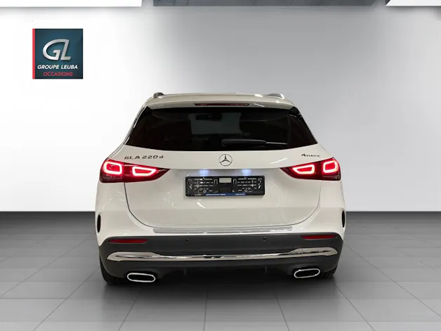 MERCEDES-BENZ GLA 220d 4Matic AMG Line 8G-DCT