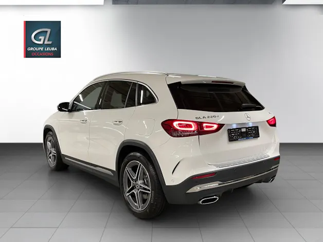 MERCEDES-BENZ GLA 220d 4Matic AMG Line 8G-DCT