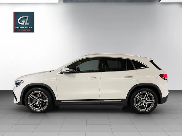 MERCEDES-BENZ GLA 220d 4Matic AMG Line 8G-DCT