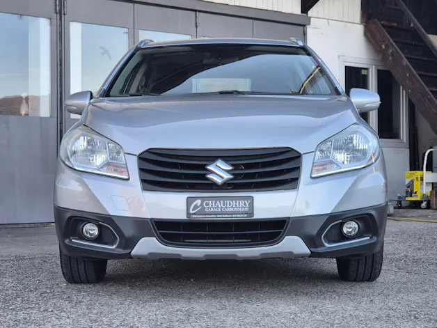 Suzuki SX4 S-Cross 1.6 16V Compact Top 4WD CVT7