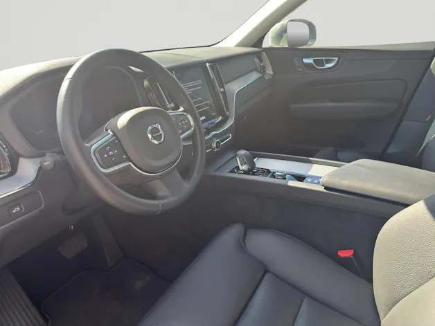 VOLVO XC60 B5 Benzin Mild Hybrid AWD Core Geartronic