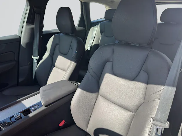 VOLVO XC60 B5 Benzin Mild Hybrid AWD Core Geartronic