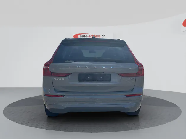 VOLVO XC60 B5 Benzin Mild Hybrid AWD Core Geartronic