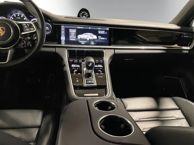 PORSCHE Panamera 4 E-Hybrid PDK