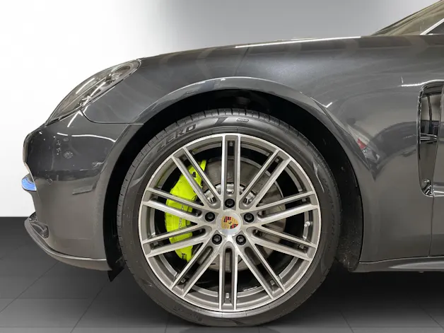 PORSCHE Panamera 4 E-Hybrid PDK