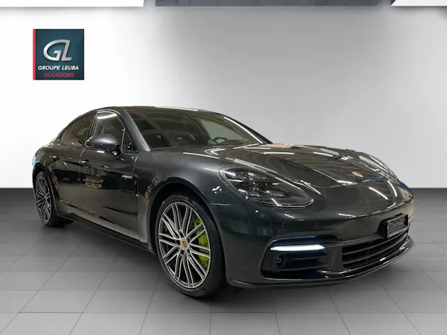 PORSCHE Panamera 4 E-Hybrid PDK