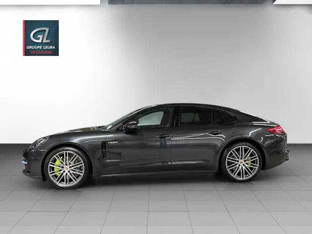 PORSCHE Panamera 4 E-Hybrid PDK