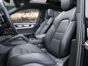 PORSCHE Cayenne *22" Felgen*Abstandsregler*Panorama*Softclose*Soundsystem BOSE*