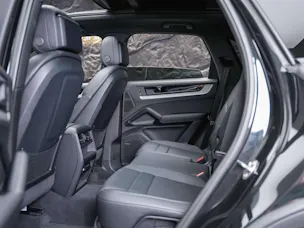 PORSCHE Cayenne *22" Felgen*Abstandsregler*Panorama*Softclose*Soundsystem BOSE*
