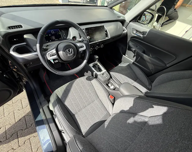 HONDA Jazz 1.5i-MMD Advance E-CVT