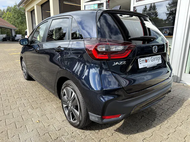HONDA Jazz 1.5i-MMD Advance E-CVT