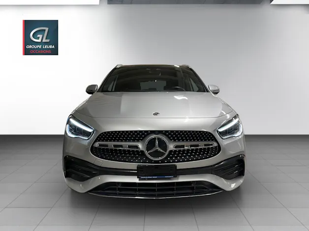 MERCEDES-BENZ GLA 250e AMG Line 8G-DCT