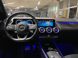 MERCEDES-BENZ GLA 250e AMG Line 8G-DCT