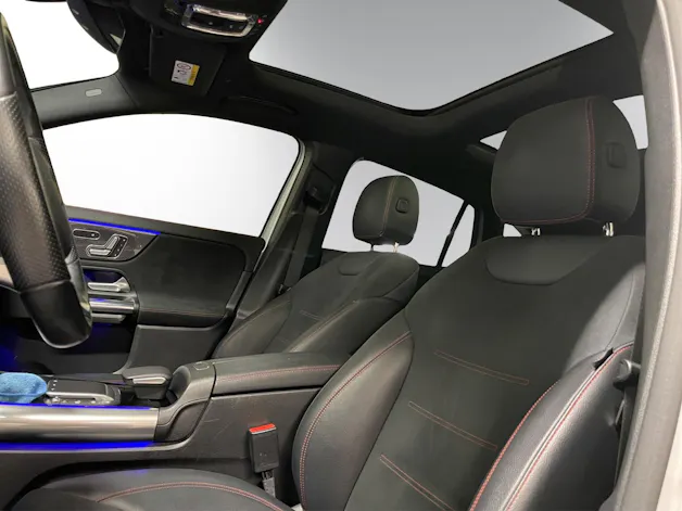 MERCEDES-BENZ GLA 250e AMG Line 8G-DCT
