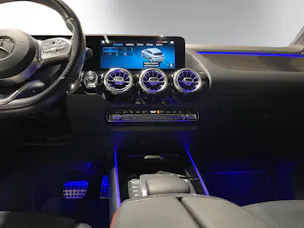 MERCEDES-BENZ GLA 250e AMG Line 8G-DCT
