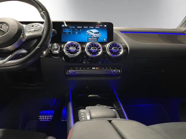 MERCEDES-BENZ GLA 250e AMG Line 8G-DCT