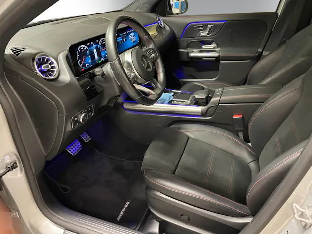 MERCEDES-BENZ GLA 250e AMG Line 8G-DCT