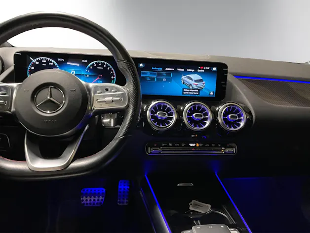 MERCEDES-BENZ GLA 250e AMG Line 8G-DCT
