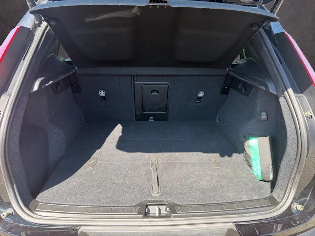VOLVO XC40 2.0 B4 MH Plus Dark