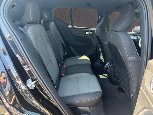 VOLVO XC40 2.0 B4 MH Plus Dark