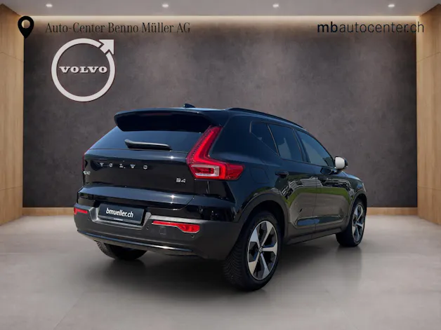 VOLVO XC40 2.0 B4 MH Plus Dark