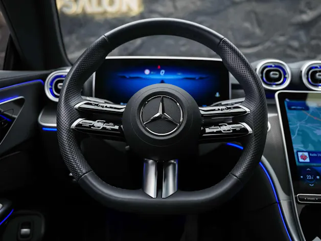 MERCEDES-BENZ CLE 200 AMG Line 4matic Coupé*Panorama*360° Kamera*Werksgarantie*