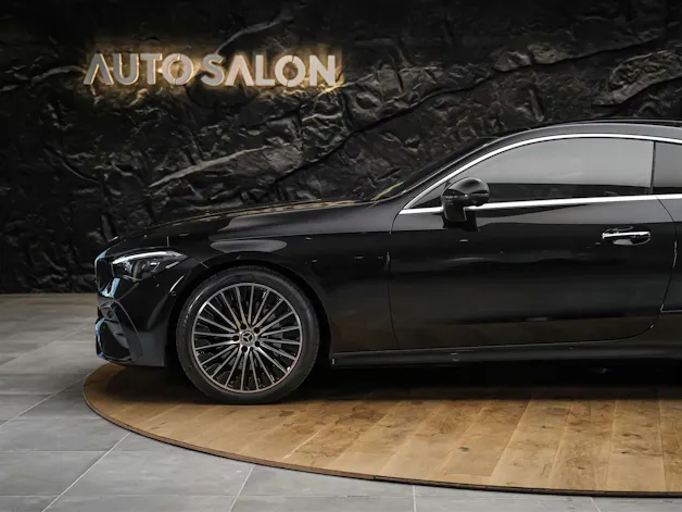 MERCEDES-BENZ CLE 200 AMG Line 4matic Coupé*Panorama*360° Kamera*Werksgarantie*