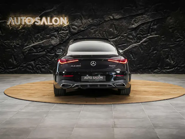 MERCEDES-BENZ CLE 200 AMG Line 4matic Coupé*Panorama*360° Kamera*Werksgarantie*