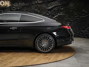MERCEDES-BENZ CLE 200 AMG Line 4matic Coupé*Panorama*360° Kamera*Werksgarantie*