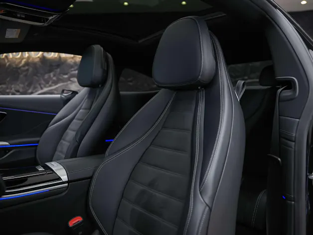 MERCEDES-BENZ CLE 200 AMG Line 4matic Coupé*Panorama*360° Kamera*Werksgarantie*