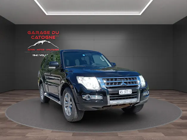 Mitsubishi Pajero 3.2 DI-D *** 7 places***