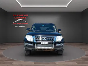 Mitsubishi Pajero 3.2 DI-D *** 7 places***