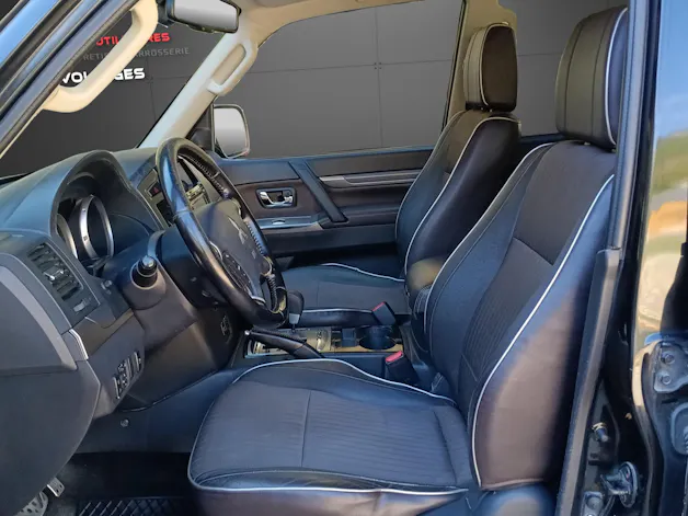 Mitsubishi Pajero 3.2 DI-D *** 7 places***