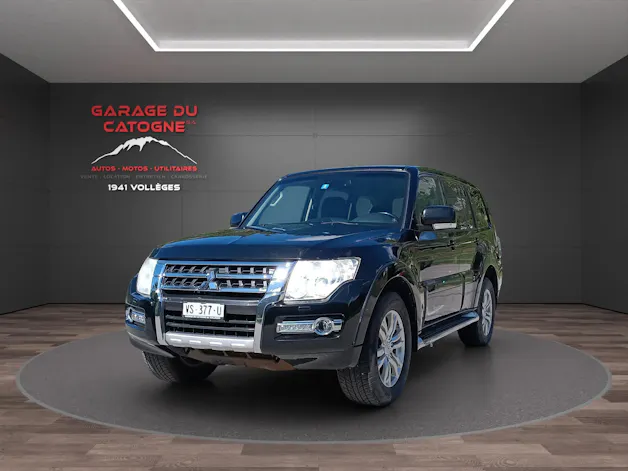 Mitsubishi Pajero 3.2 DI-D *** 7 places***