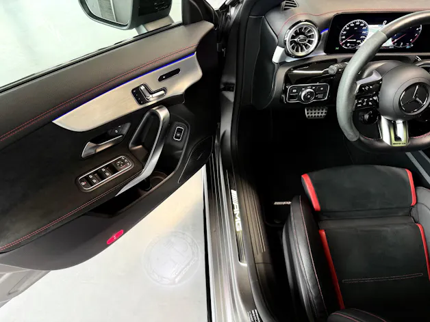 MERCEDES-BENZ CLA 45 S AMG 4Matic+ 8G-DCT