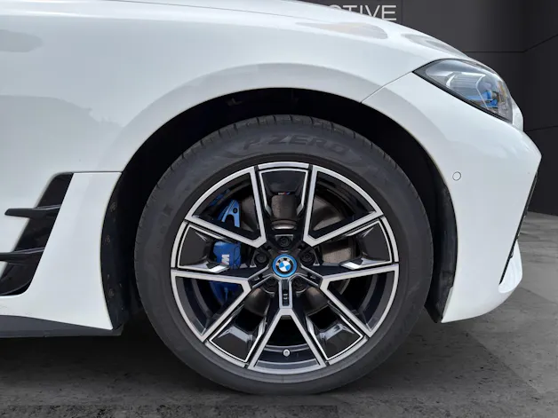 BMW i4 G26 Limousine M50