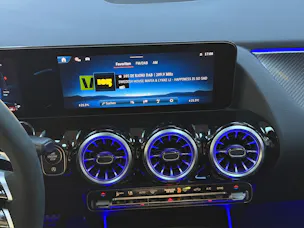 MERCEDES-BENZ GLA-Klasse H247 GLA 45 S AMG 4matic+
