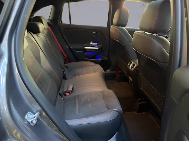 MERCEDES-BENZ GLA-Klasse H247 GLA 45 S AMG 4matic+