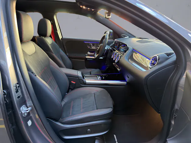 MERCEDES-BENZ GLA-Klasse H247 GLA 45 S AMG 4matic+
