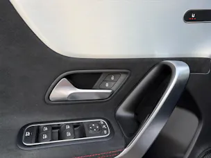 MERCEDES-BENZ A-Klasse W177 A 35 AMG 4matic
