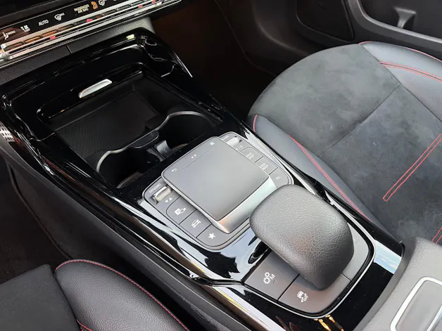 MERCEDES-BENZ A-Klasse W177 A 35 AMG 4matic