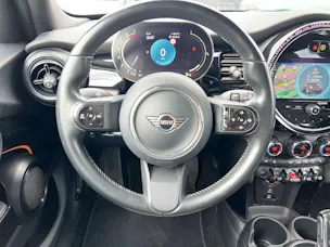 MINI Cooper Steptronic DKG (CH)⛽