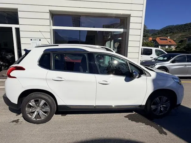 PEUGEOT 2008 1.6 VTi Allure