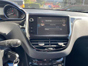 PEUGEOT 2008 1.6 VTi Allure