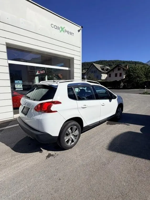 PEUGEOT 2008 1.6 VTi Allure