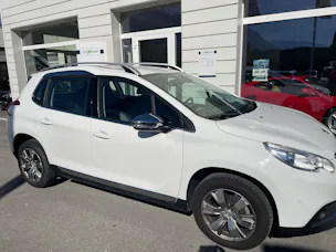 PEUGEOT 2008 1.6 VTi Allure