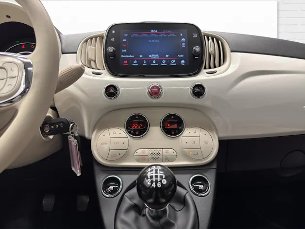 FIAT 500 1.0 Hybrid Dolcevita