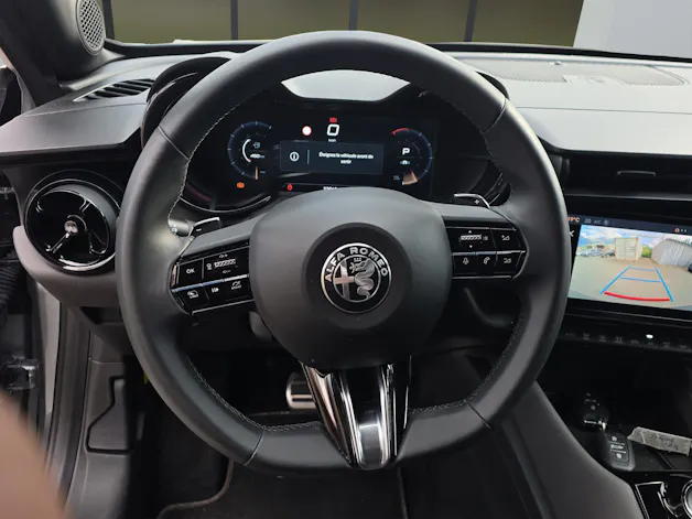 ALFA ROMEO Junior 1.2 Ibrida Speciale