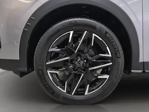 PEUGEOT 3008 1.2 Hybrid GT Exclusive