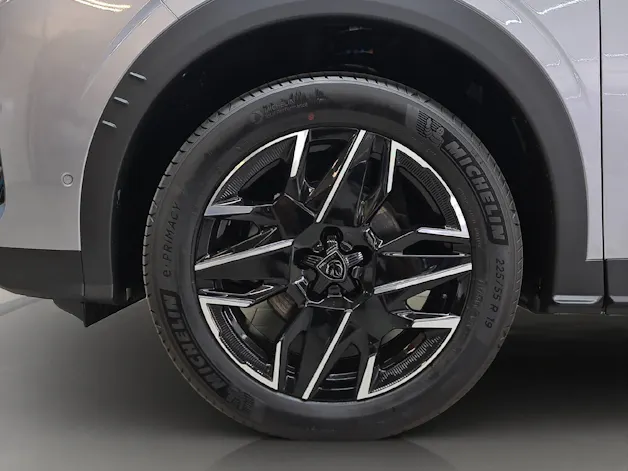PEUGEOT 3008 1.2 Hybrid GT Exclusive